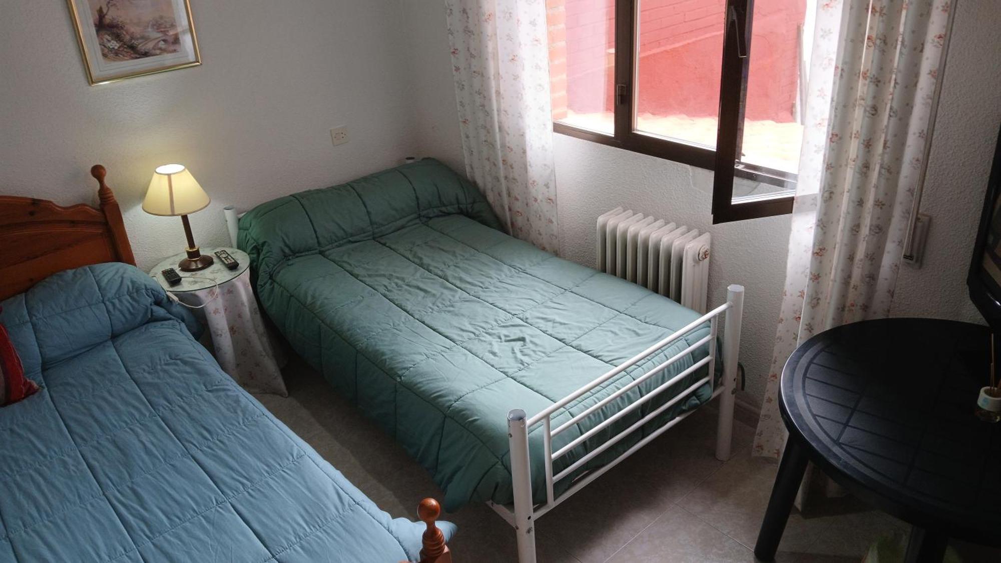 Habitacion Privada Doble En Толедо Екстер'єр фото
